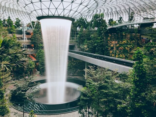 جول شانغي Jewel Changi Airport