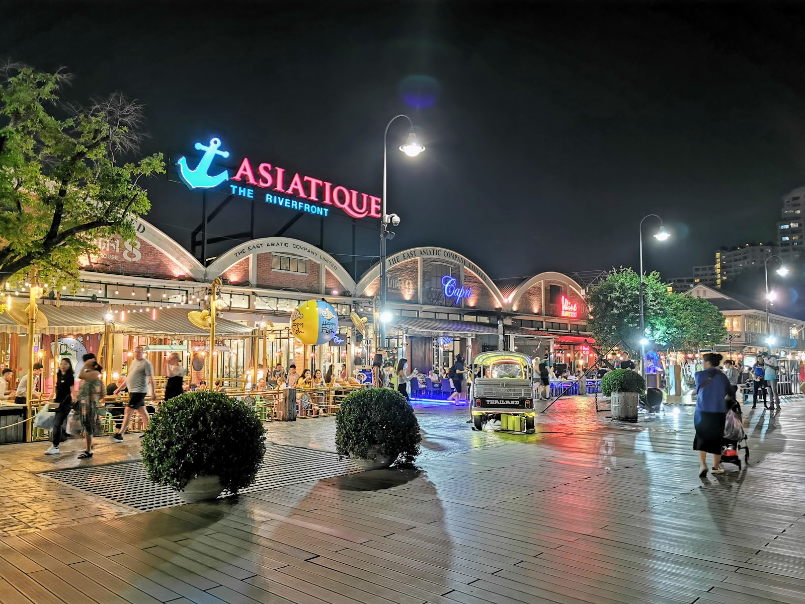 Marché de nuit Asiatique Asiatique The Riverfront