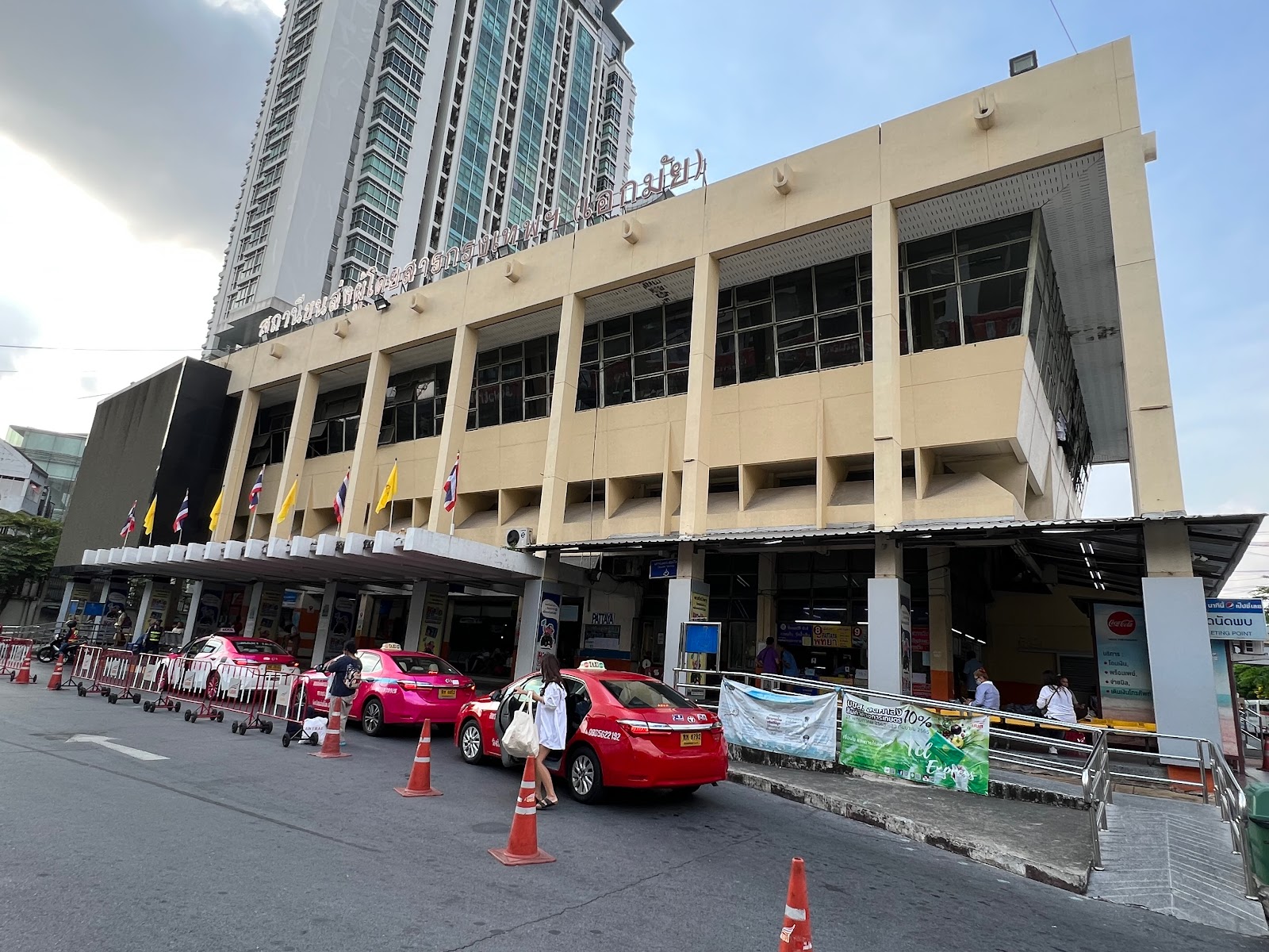 エカマイ・バスターミナル Ekkamai Bus Terminal