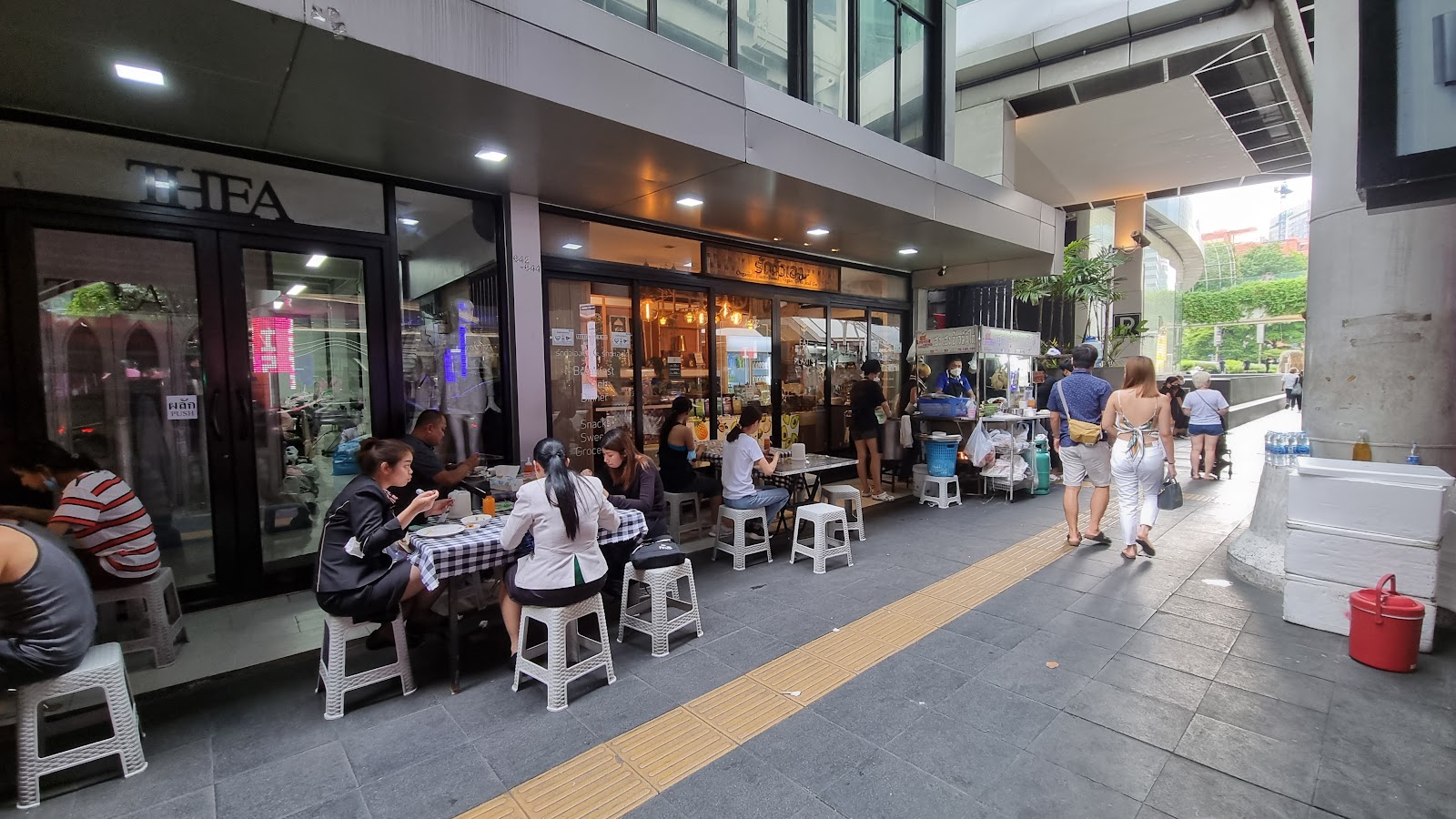 Heng Heng Hainanese Chicken Rice